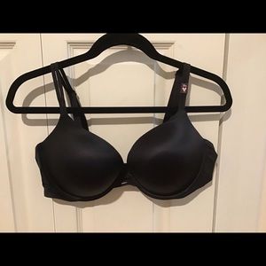 VS Very Sexy Push up Bra - 38D - BNWT
